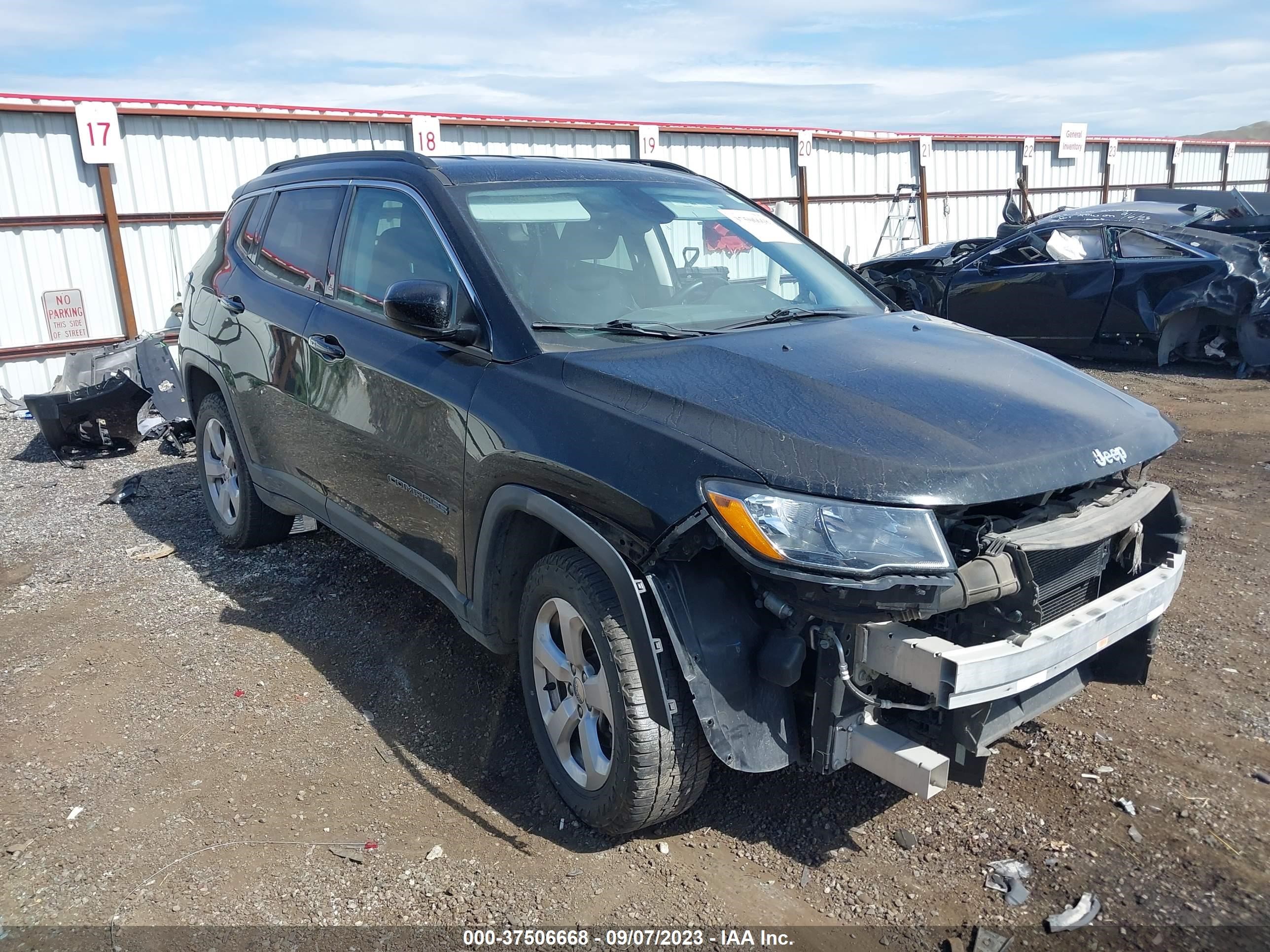 JEEP COMPASS 2018 3c4njdbb6jt315849