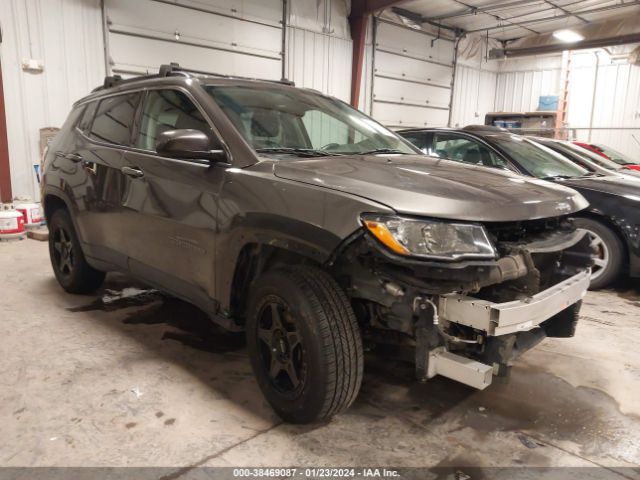 JEEP COMPASS 2018 3c4njdbb8jt131495