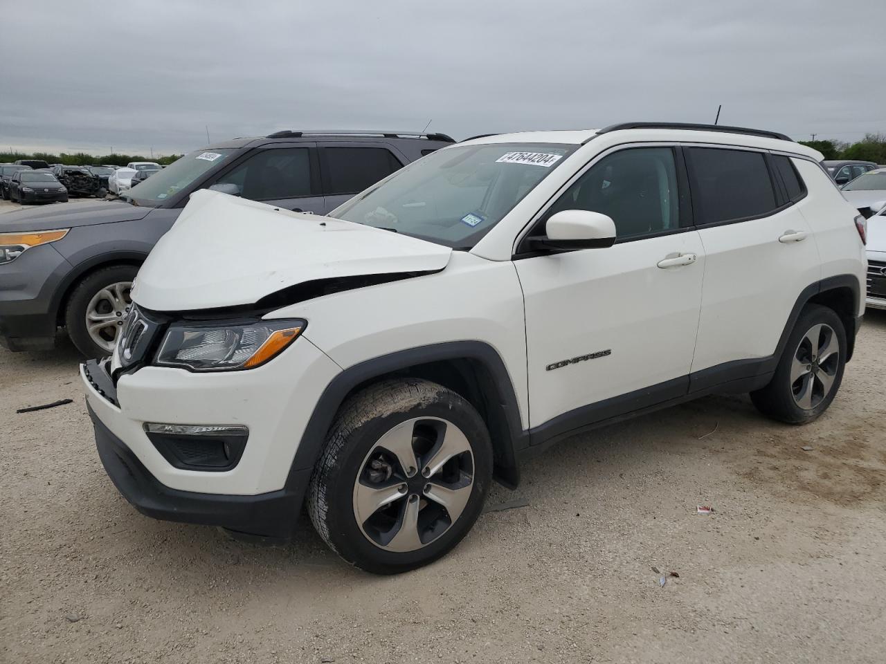 JEEP COMPASS 2017 3c4njdbbxht681890