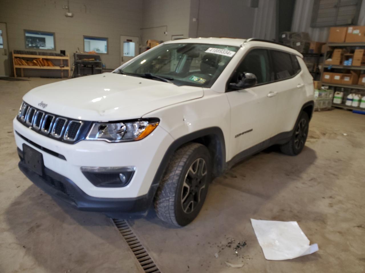 JEEP COMPASS 2018 3c4njdbbxjt255672