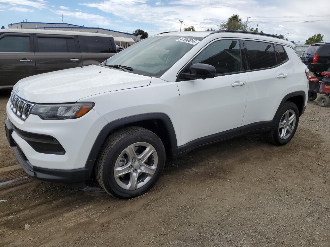 JEEP COMPASS LA 2023 3c4njdbnxpt550337