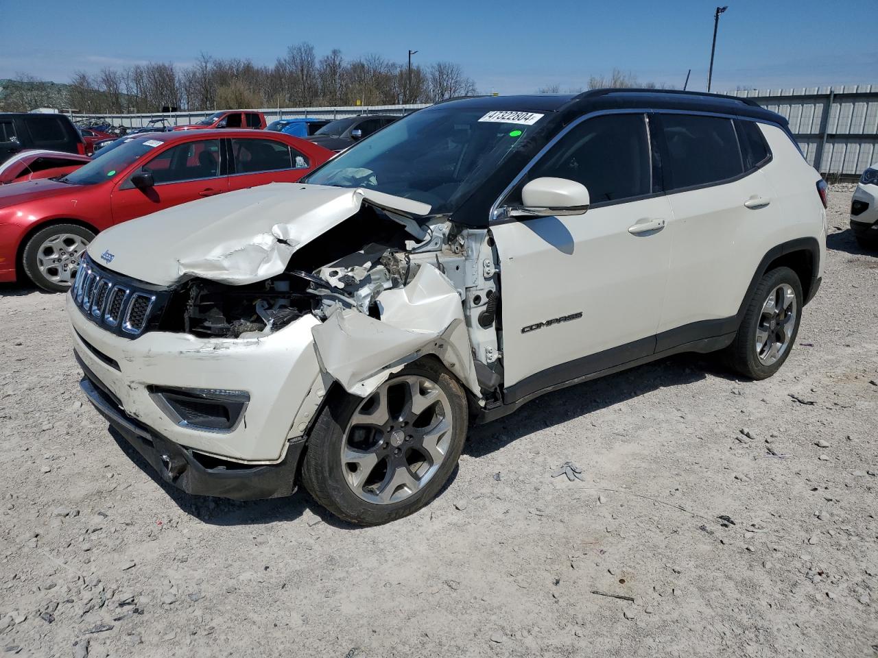 JEEP COMPASS 2019 3c4njdcb0kt647057