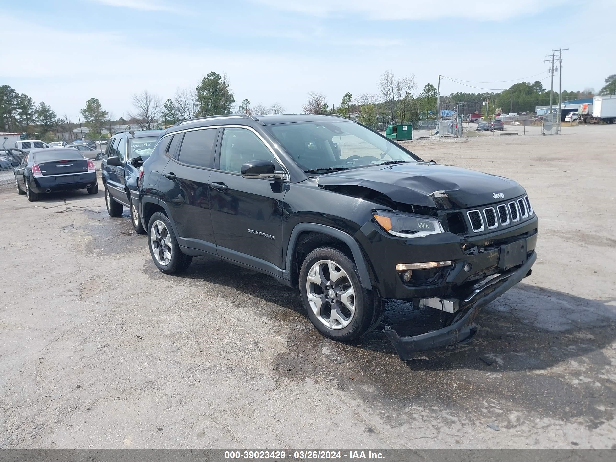 JEEP COMPASS 2018 3c4njdcb4jt332910