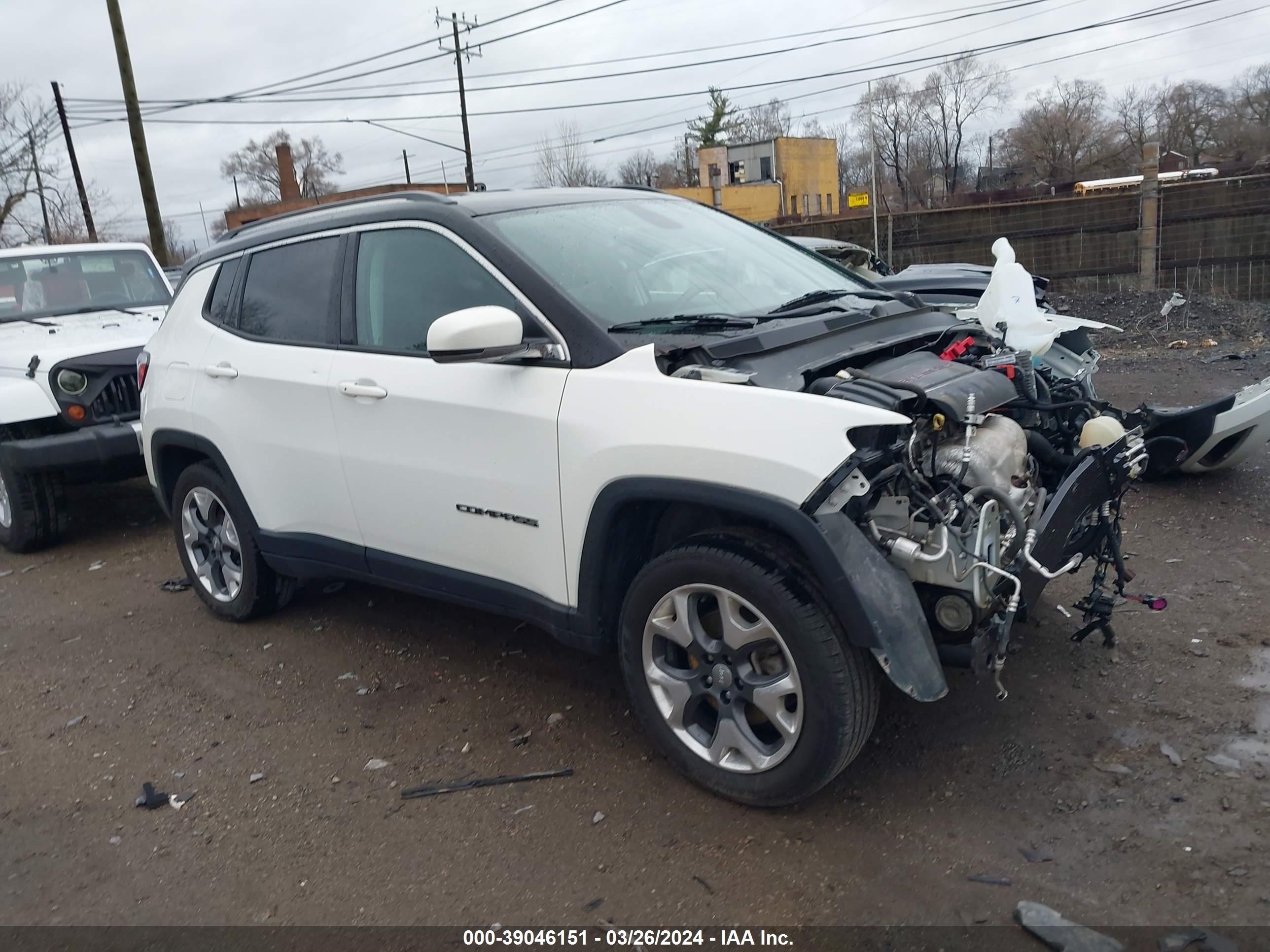 JEEP COMPASS 2019 3c4njdcb4kt742091