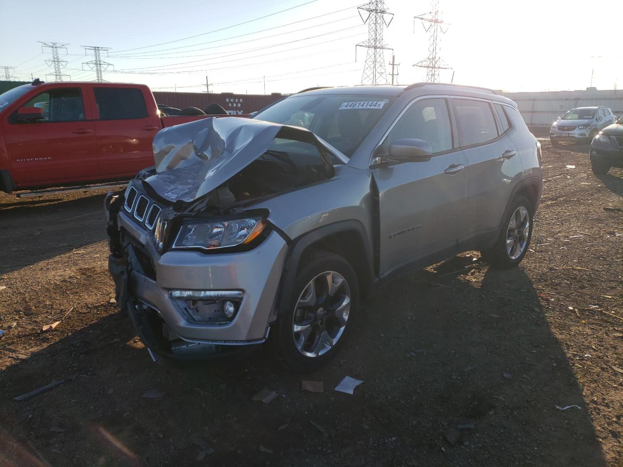 JEEP COMPASS 2019 3c4njdcb4kt753009