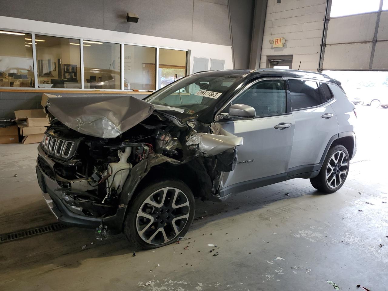 JEEP COMPASS 2018 3c4njdcb5jt338697