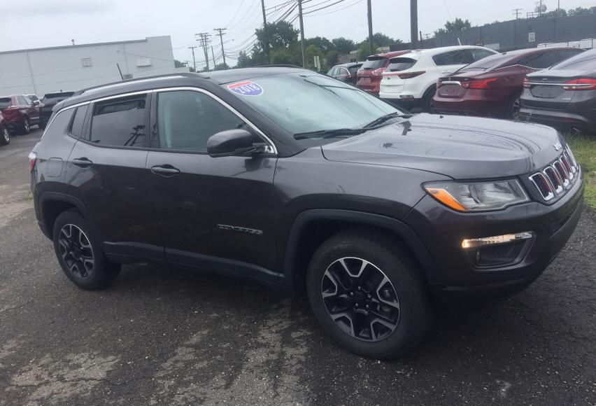 JEEP COMPASS LI 2018 3c4njdcb8jt354165