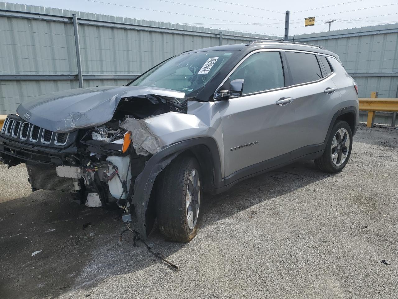 JEEP COMPASS 2019 3c4njdcb8kt817746