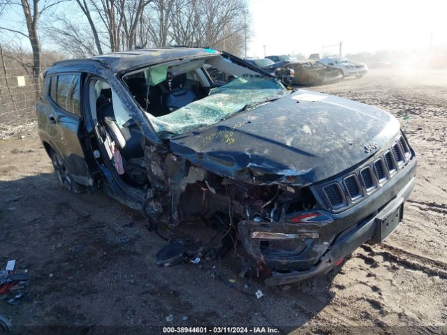 JEEP COMPASS 2018 3c4njddb0jt135747