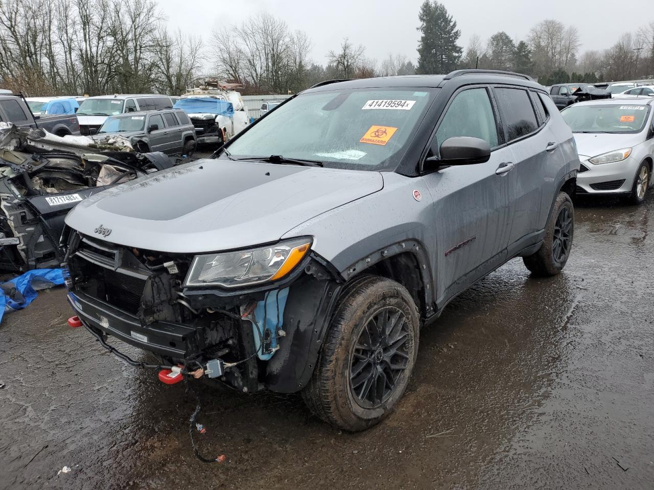 JEEP COMPASS 2018 3c4njddb0jt419377