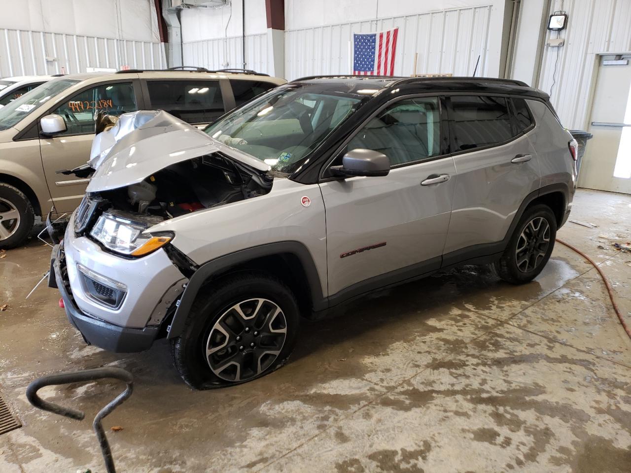 JEEP COMPASS 2019 3c4njddb1kt654193