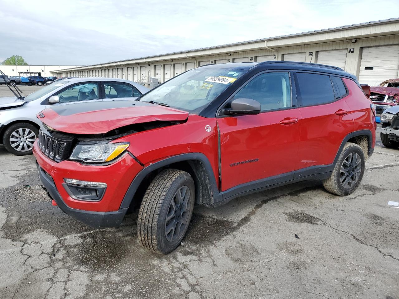 JEEP COMPASS 2019 3c4njddb1kt668174