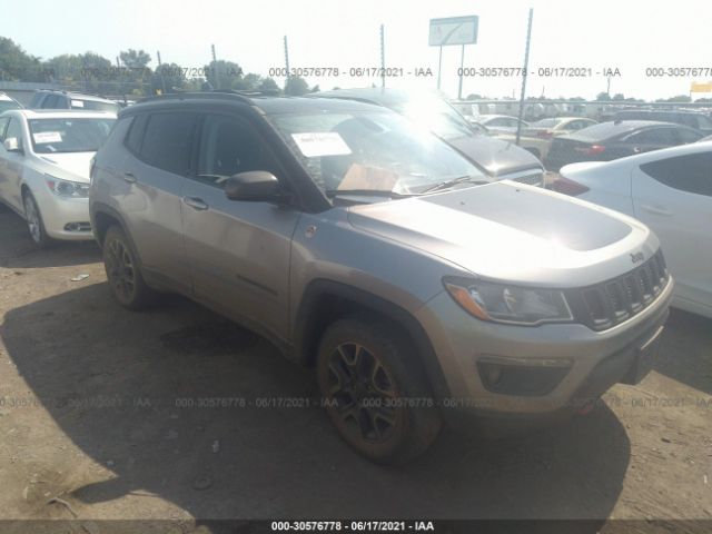 JEEP COMPASS 2019 3c4njddb2kt671732