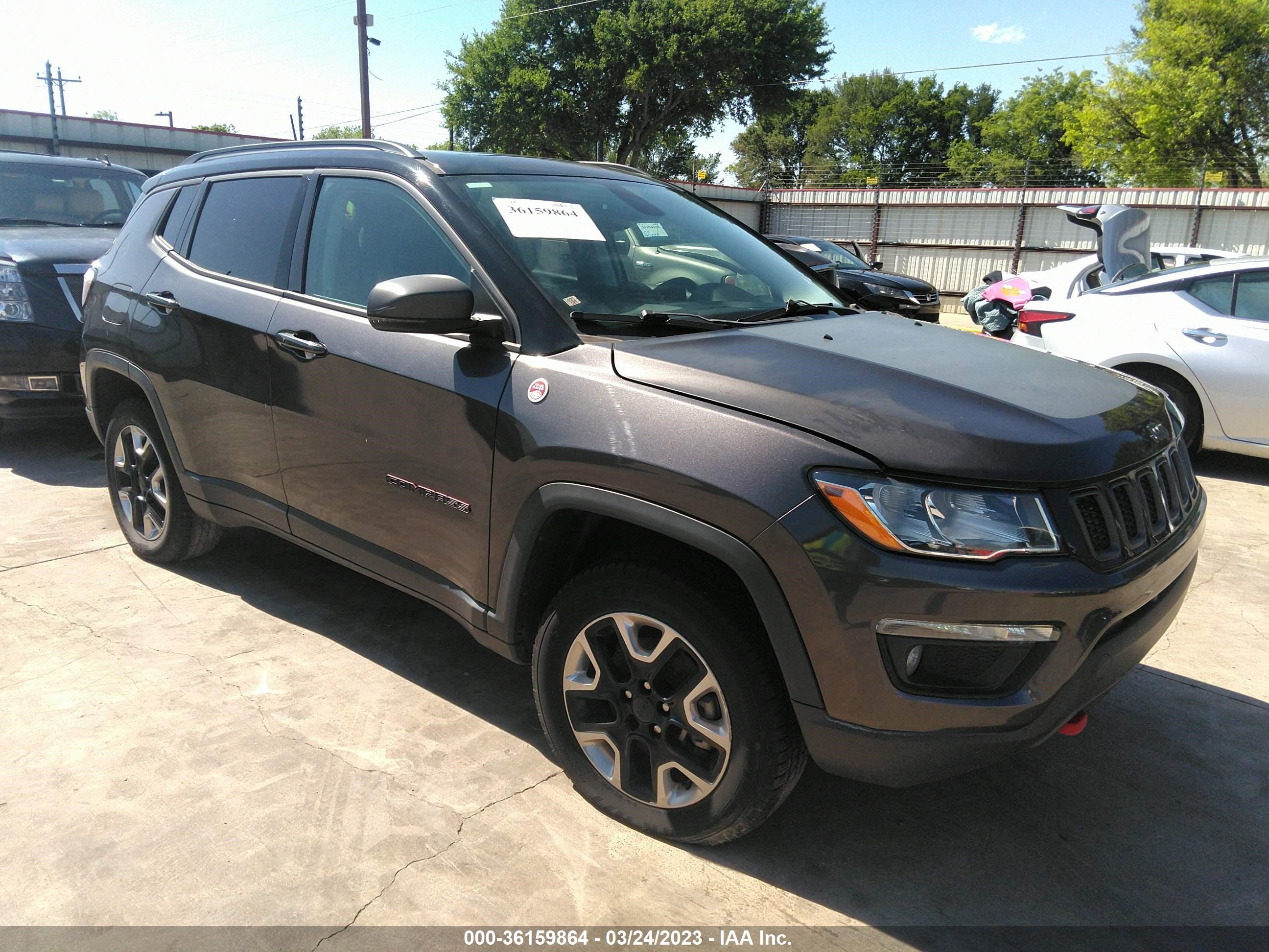 JEEP COMPASS 2018 3c4njddb4jt245555