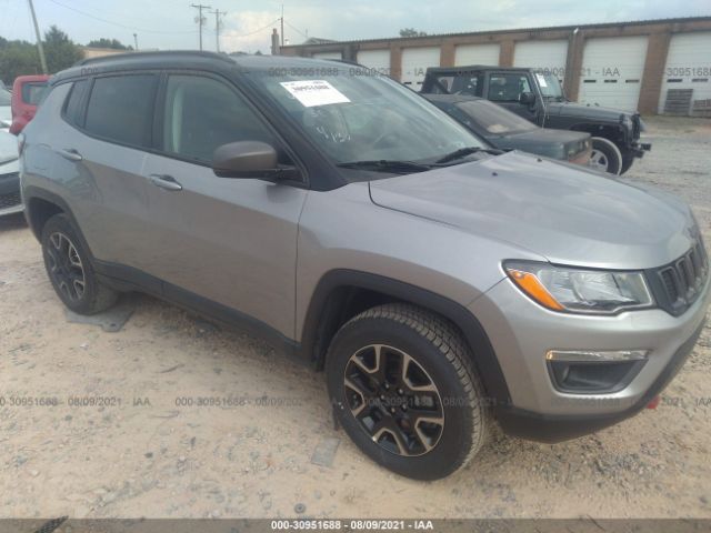 JEEP COMPASS 2019 3c4njddb4kt622404