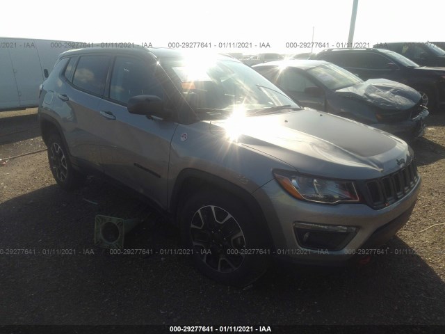 JEEP COMPASS 2019 3c4njddb6kt795261