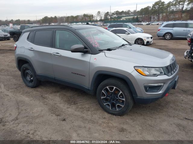 JEEP COMPASS 2019 3c4njddb8kt790370