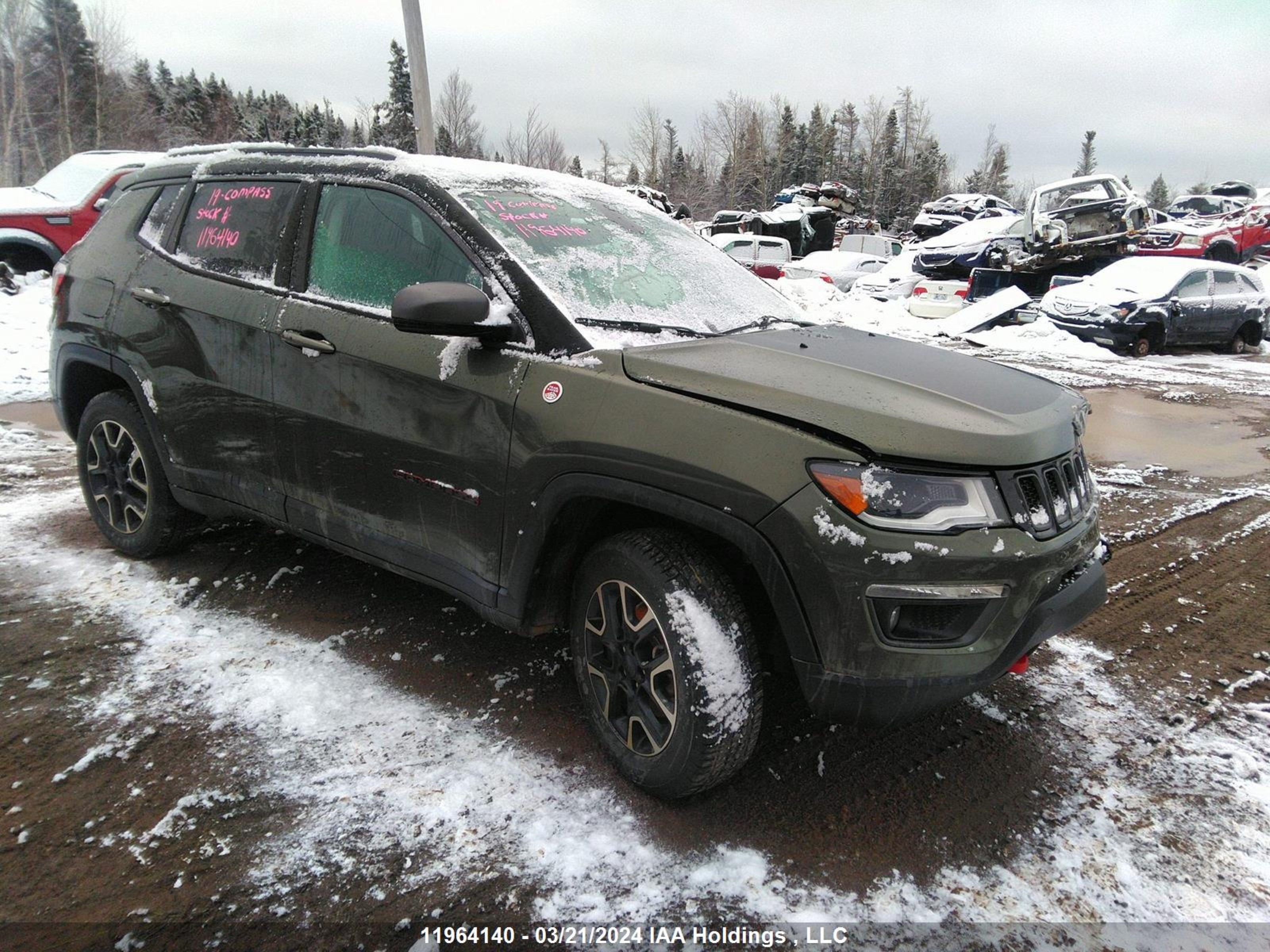 JEEP COMPASS 2019 3c4njddb9kt800324