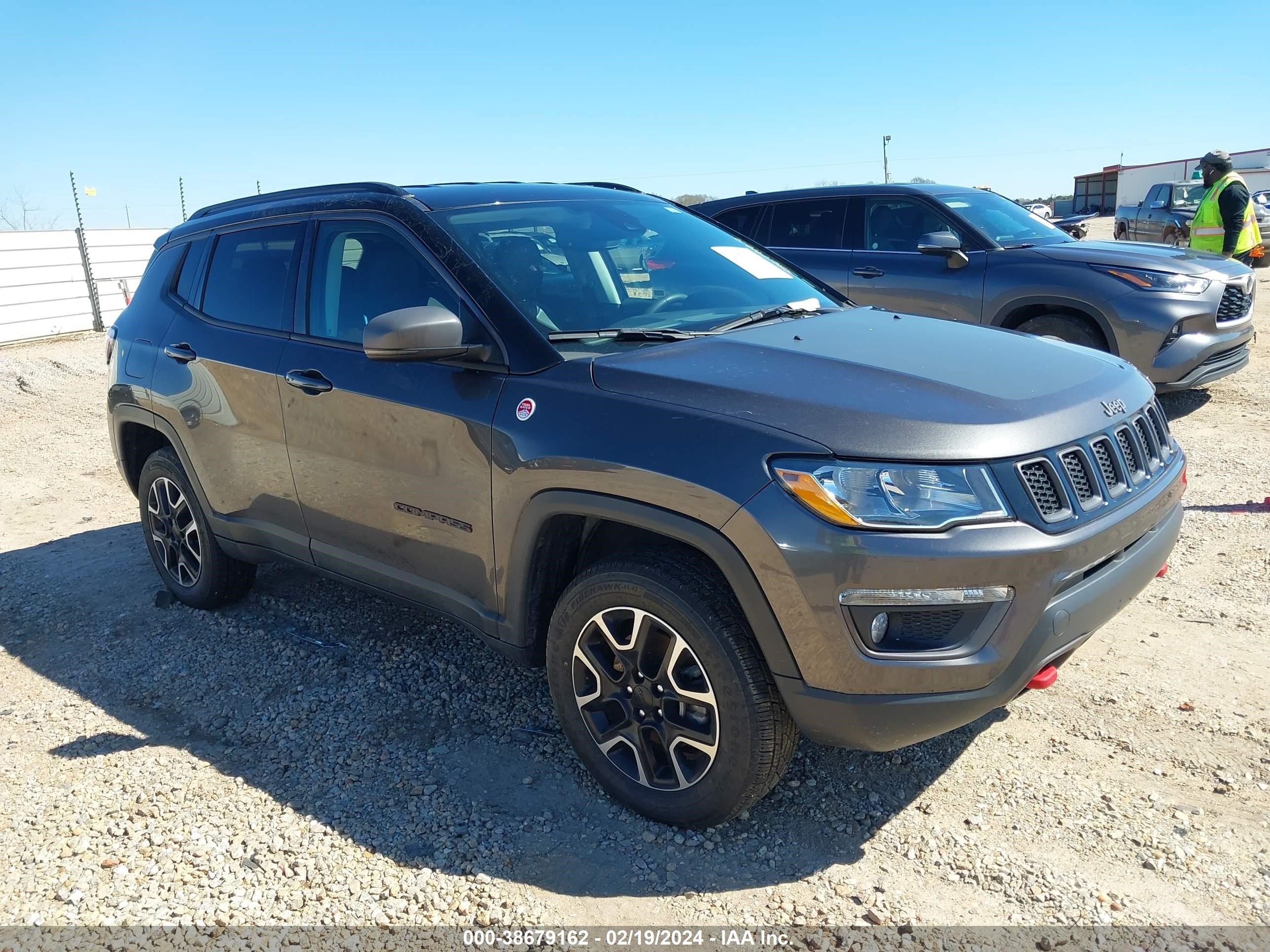 JEEP COMPASS 2021 3c4njddb9mt523824