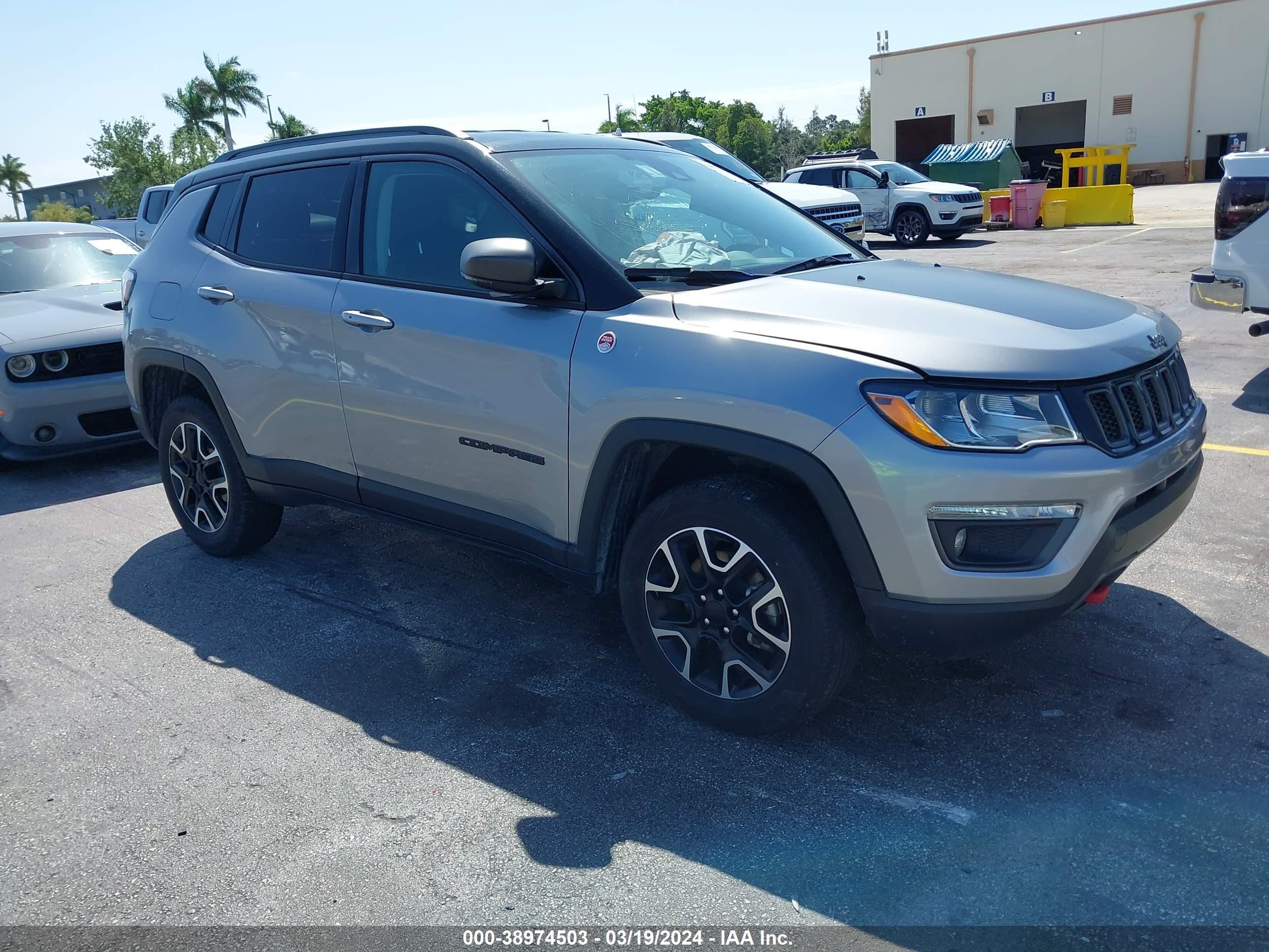 JEEP COMPASS 2021 3c4njddb9mt590293