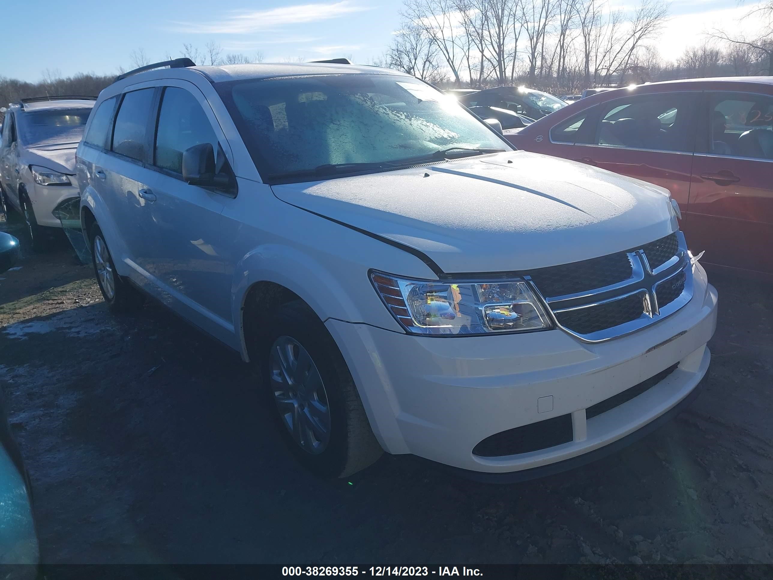 DODGE JOURNEY 2018 3c4pdcab6jt183011