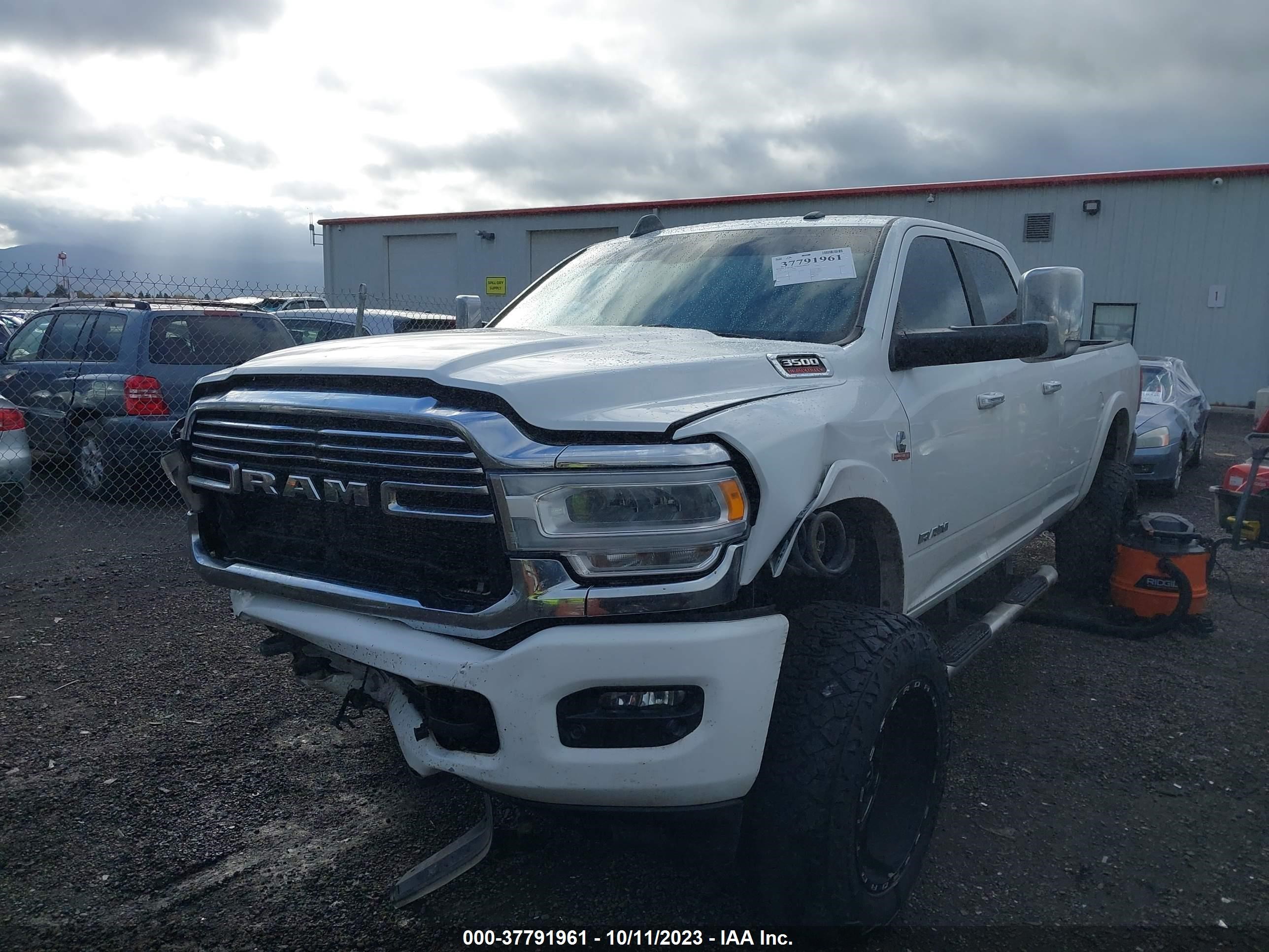 RAM 3500 LARAM 2020 3c63r3jl4lg233223