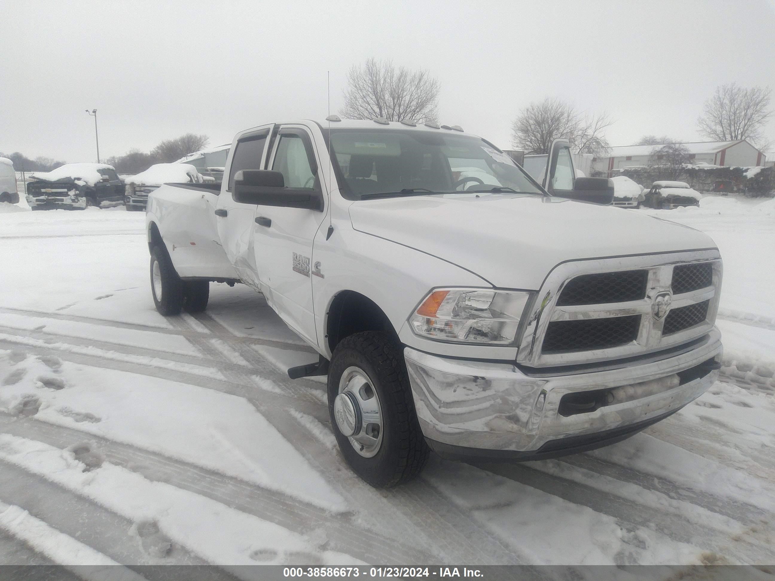 RAM 3500 2018 3c63rrgl9jg373176