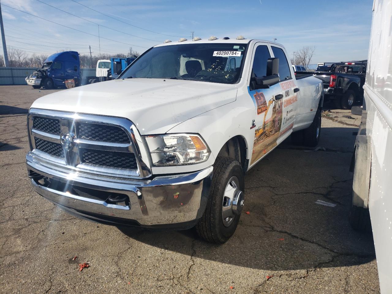 RAM 3500 2015 3c63rrglxfg546839