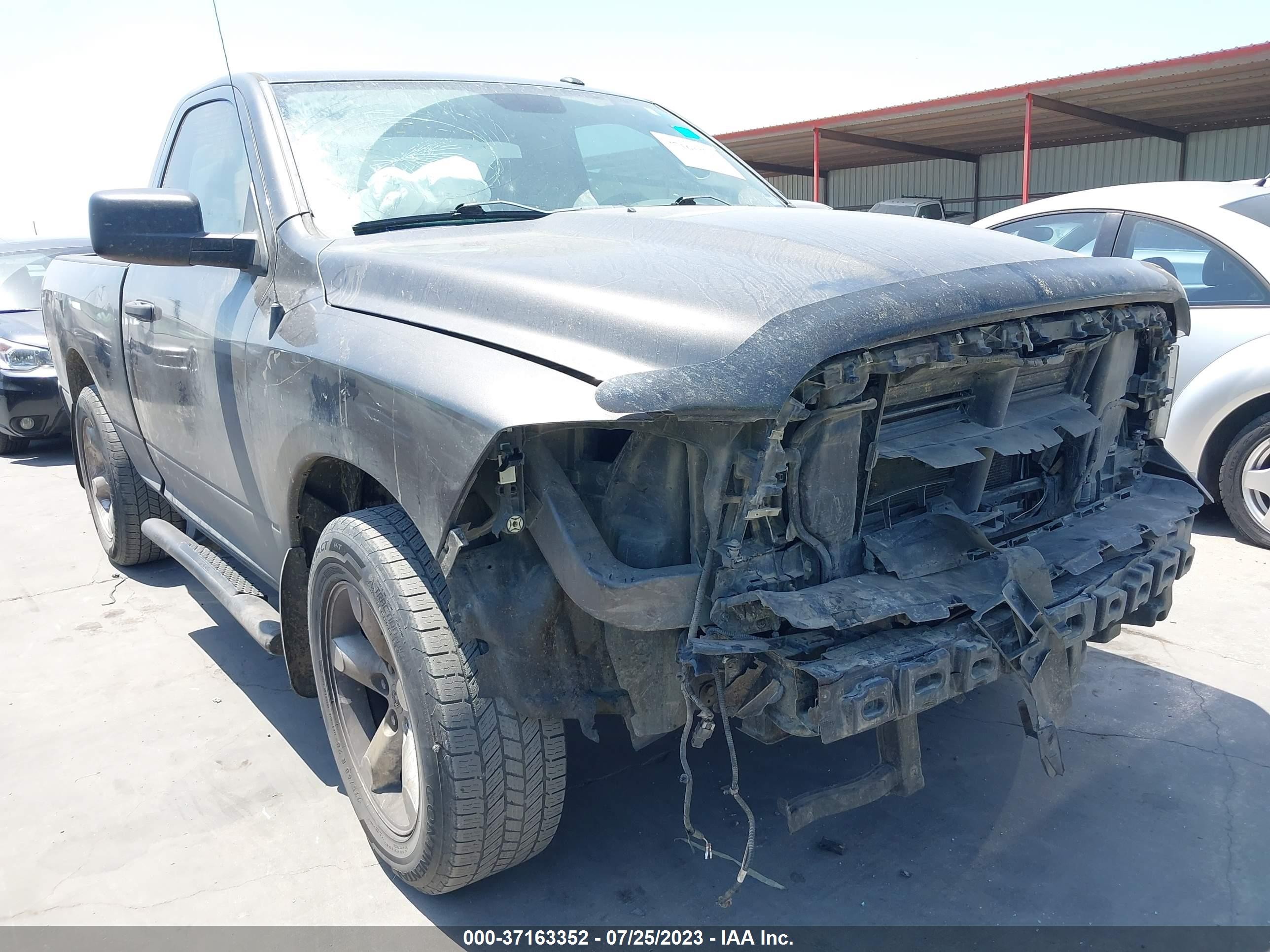 RAM 1500 2016 3c6jr6ag3gg331175