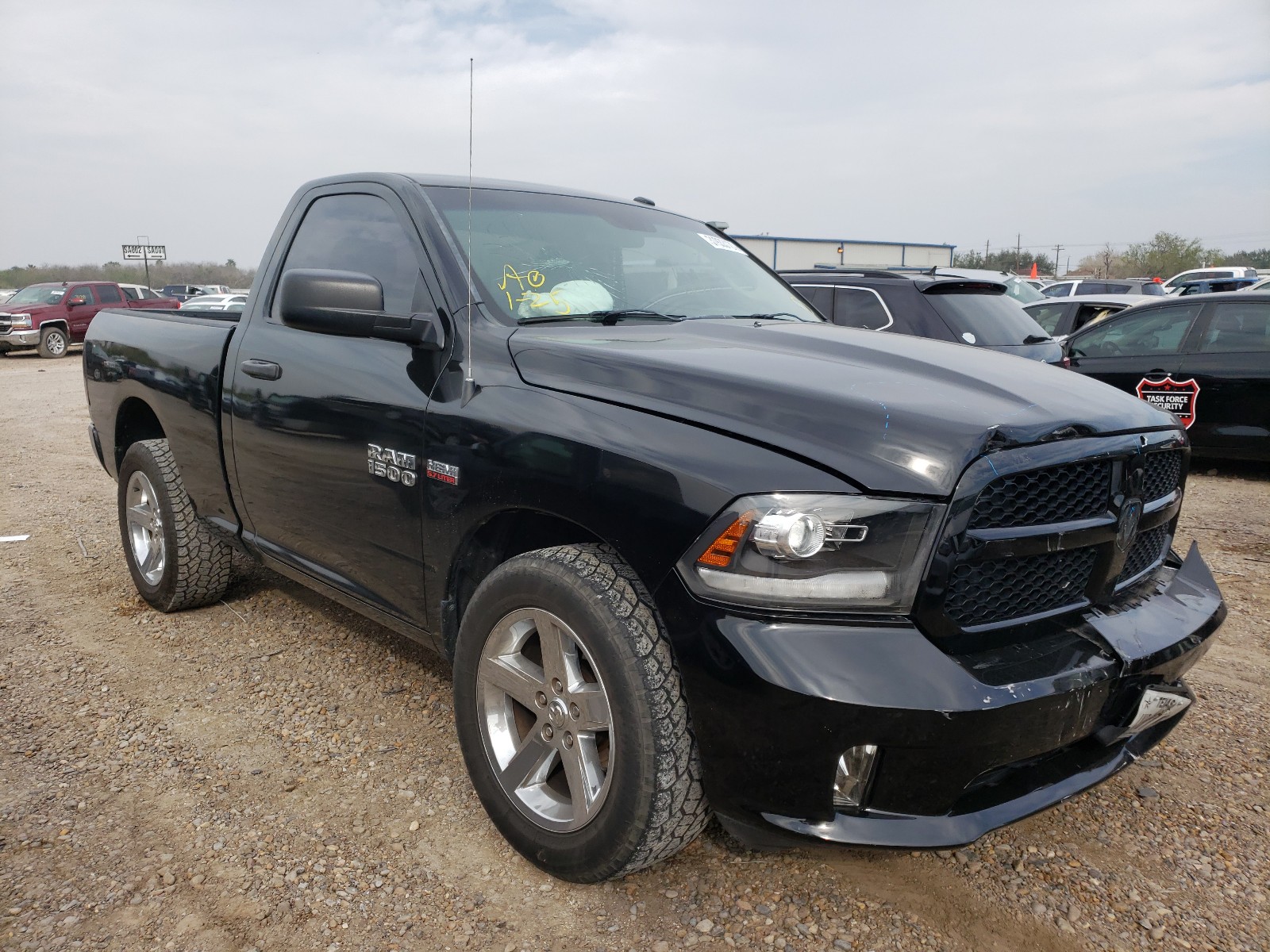 RAM 1500 ST 2014 3c6jr6at2eg331596