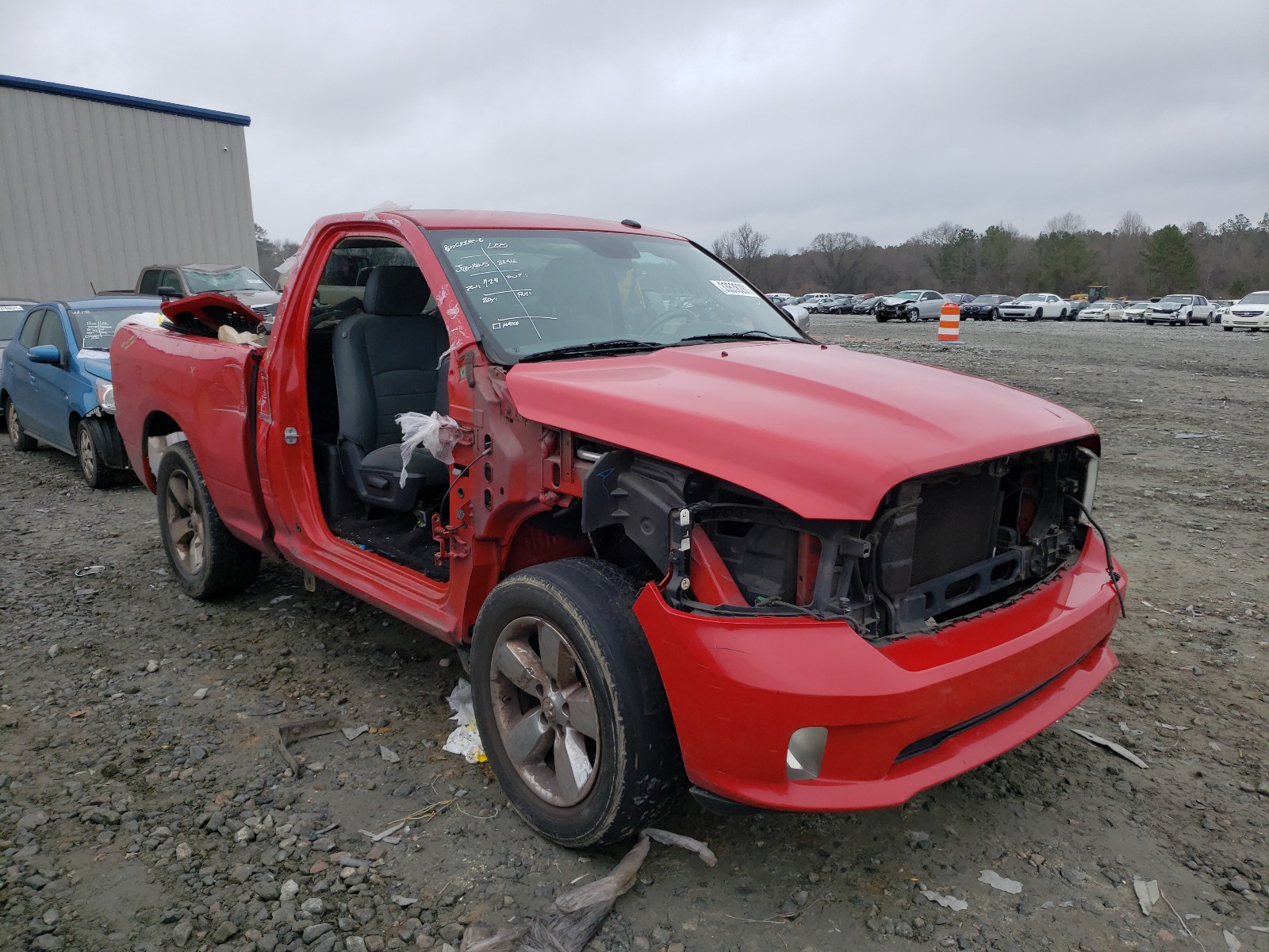 RAM 1500 ST 2014 3c6jr6at8eg107751