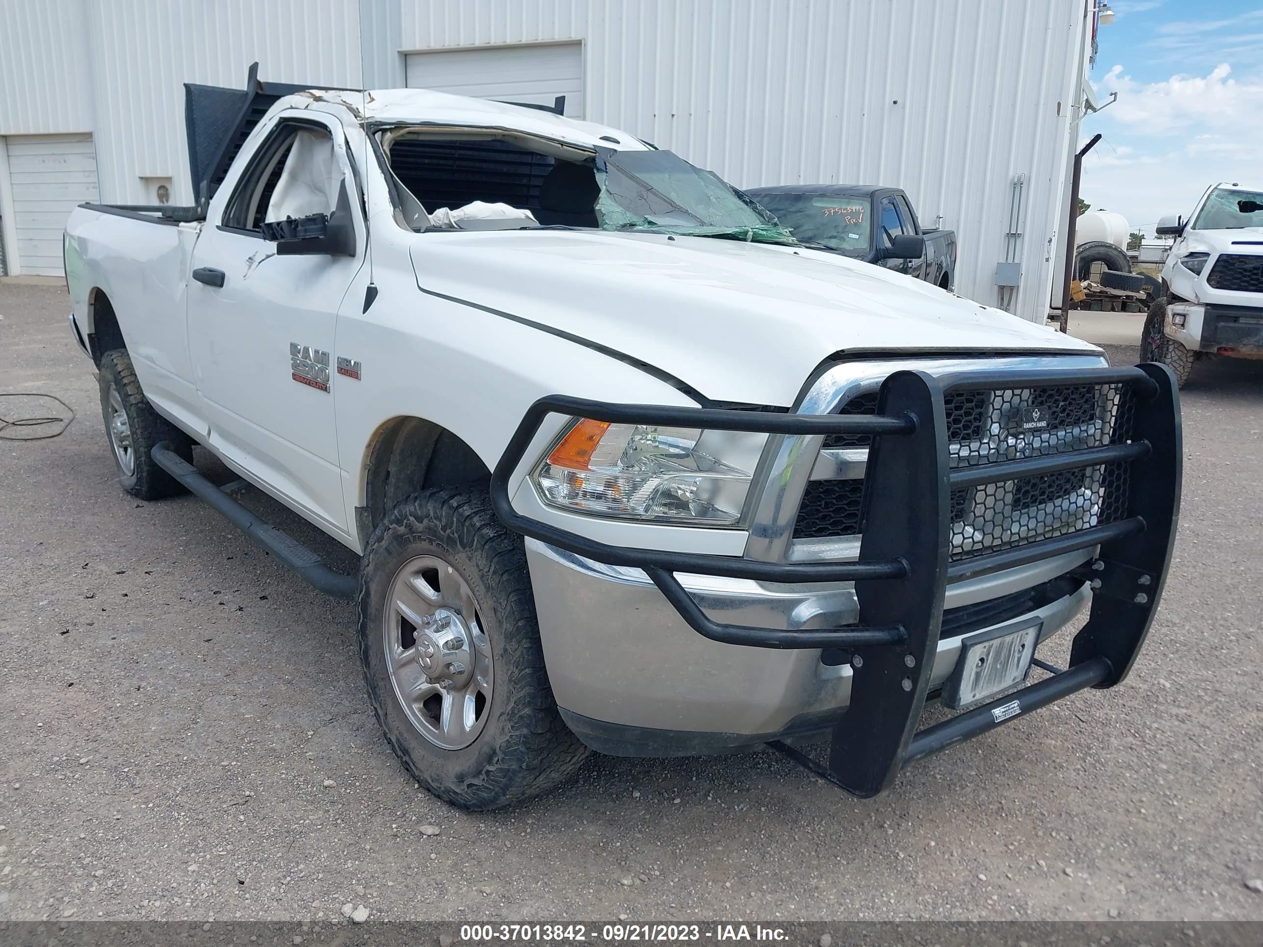 RAM 2500 2018 3c6mr5aj7jg363847