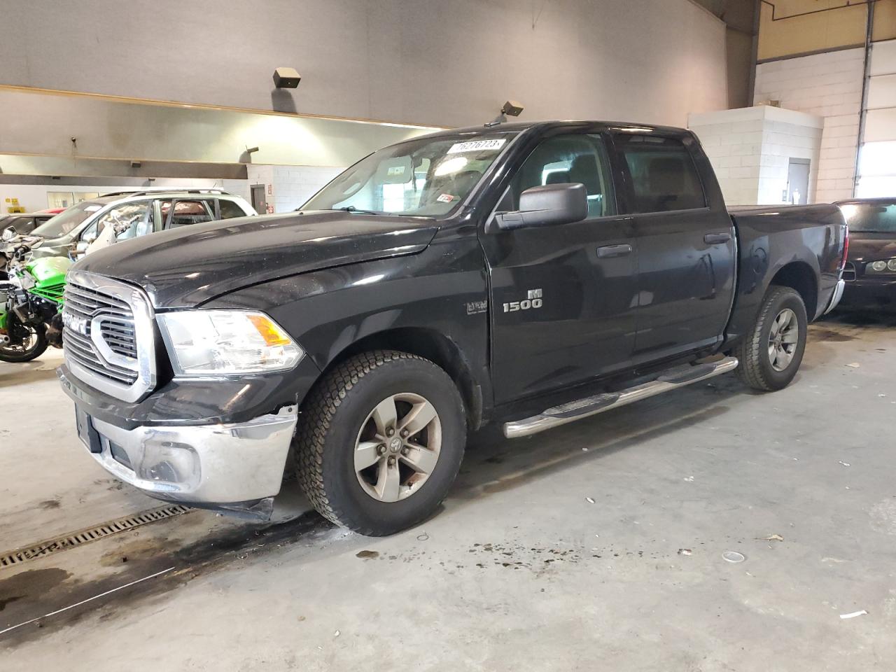 RAM 1500 2015 3c6rr6kt3fg689843