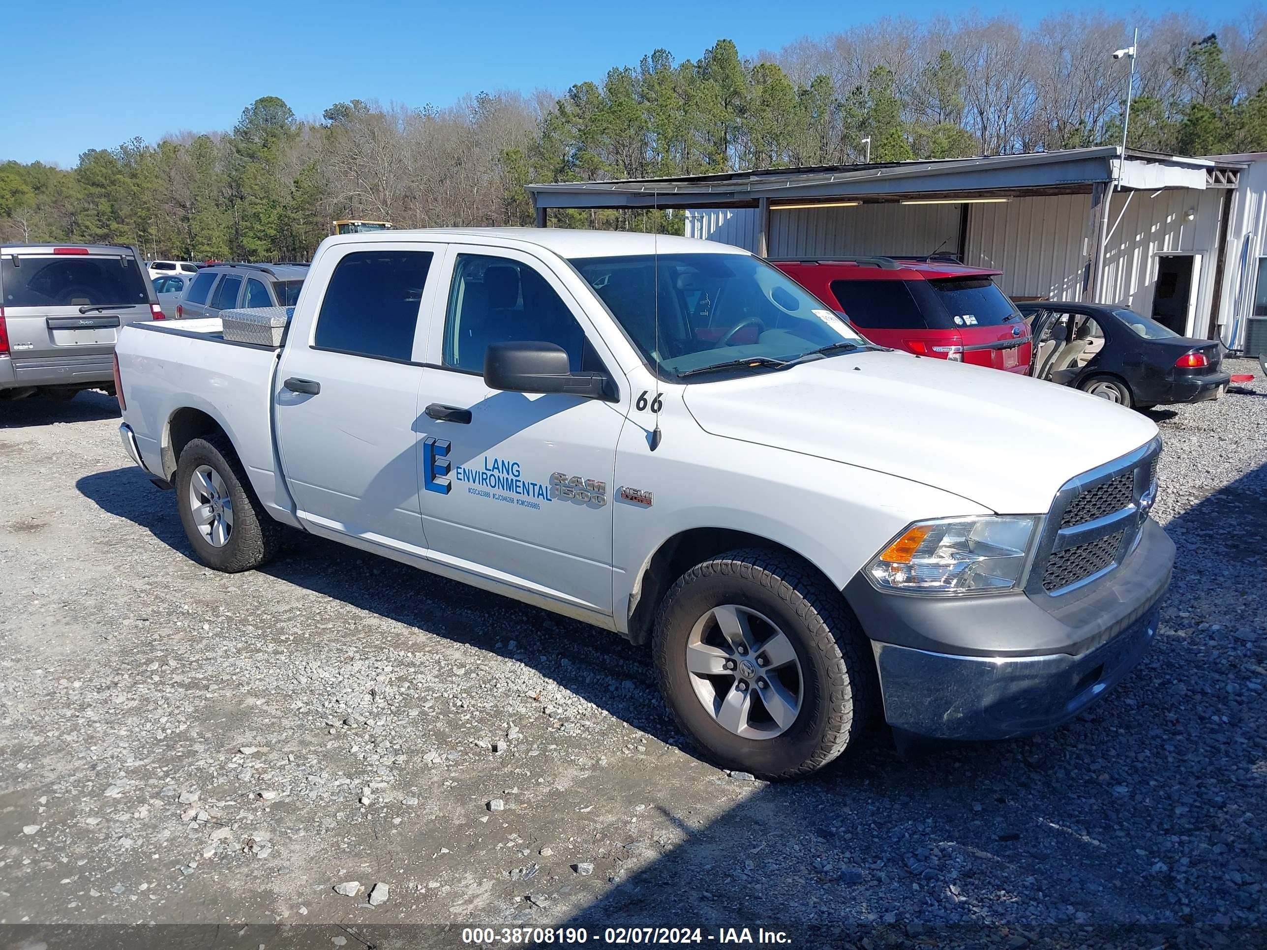 RAM 1500 2018 3c6rr6kt7jg207397