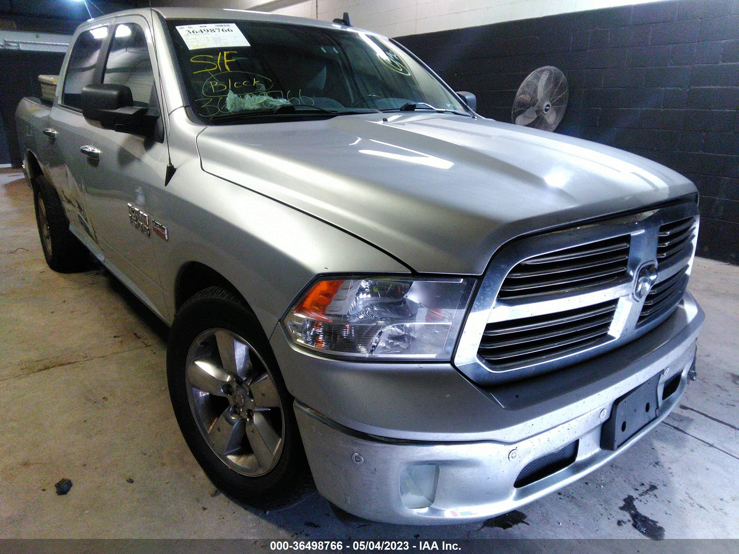 RAM 1500 2018 3c6rr7lt0jg152537