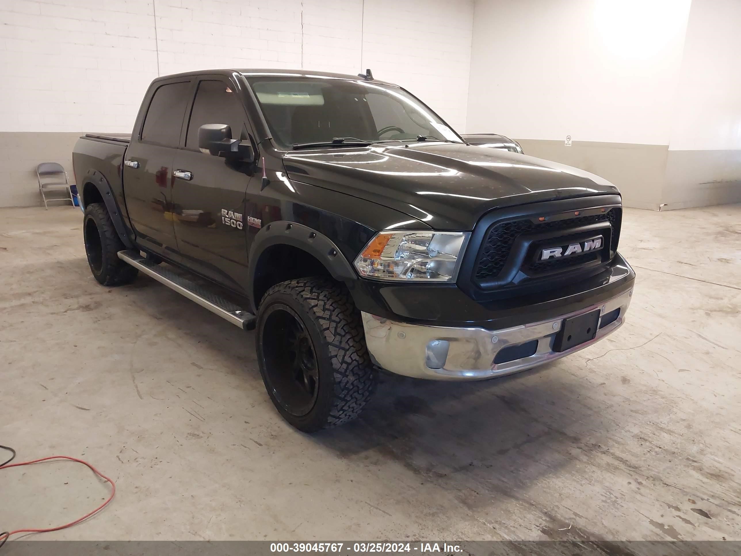 RAM 1500 2018 3c6rr7lt8jg178500