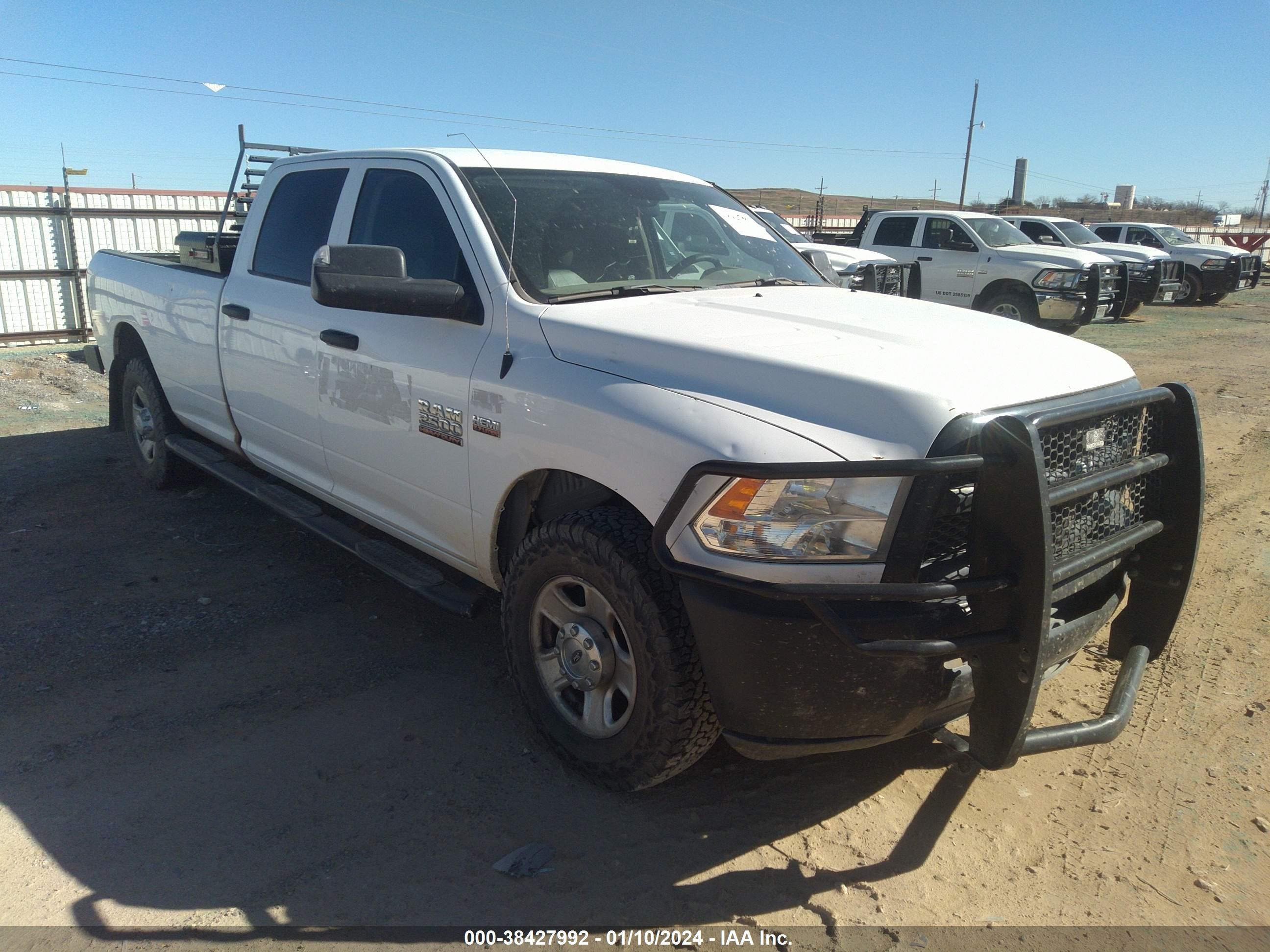 RAM 2500 2018 3c6tr4ht4jg277330