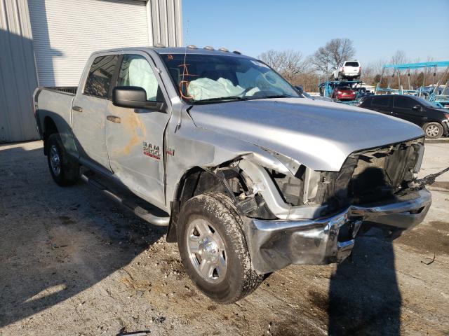 RAM 2500 SLT 2015 3c6tr5dt5fg654959