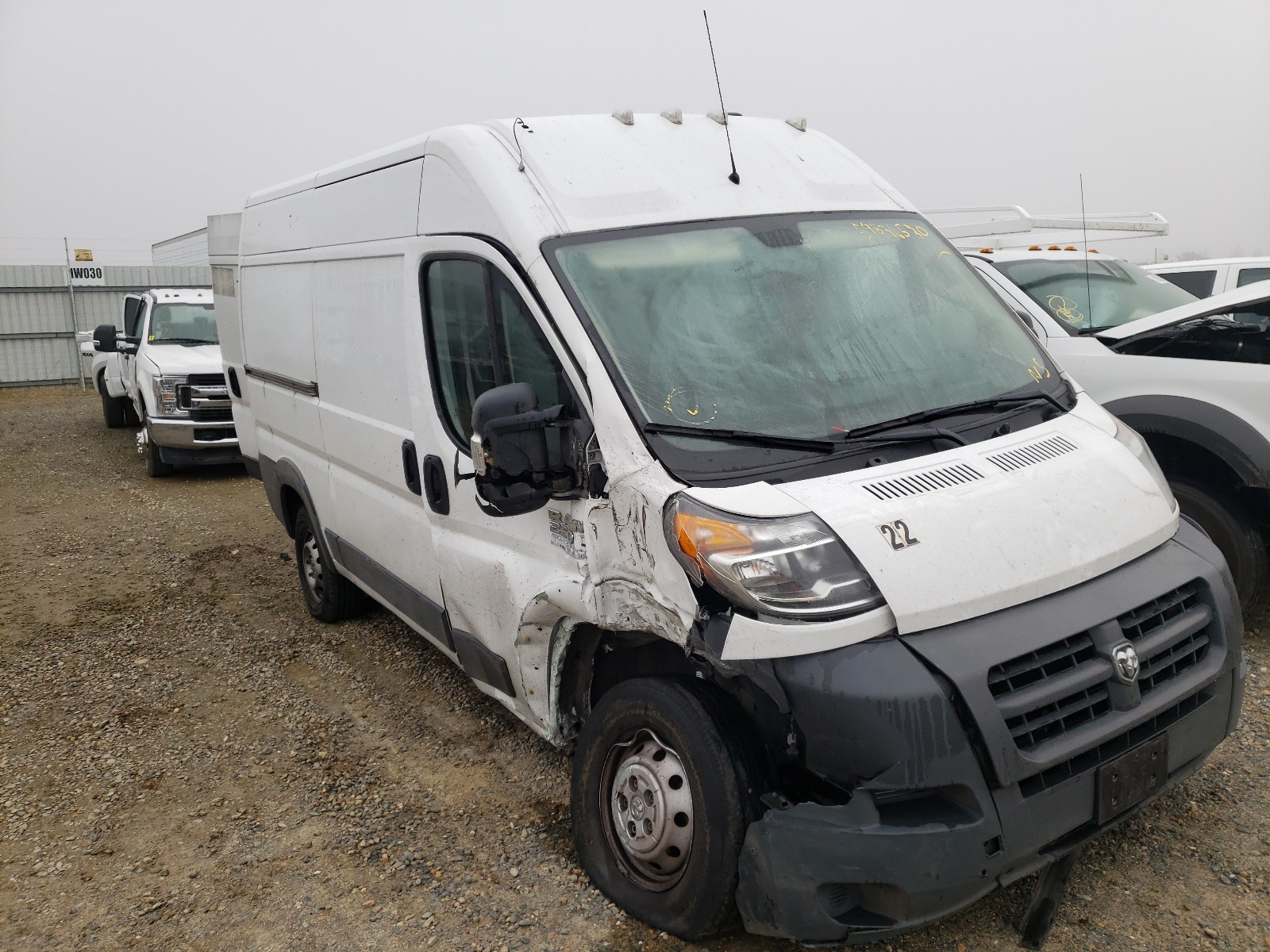 RAM PROMASTER 2018 3c6trvbg3je101737