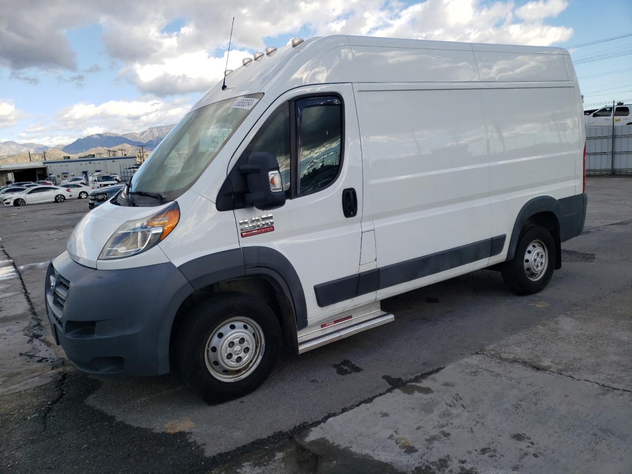 RAM PROMASTER CITY 2014 3c6trvcd7ee128997