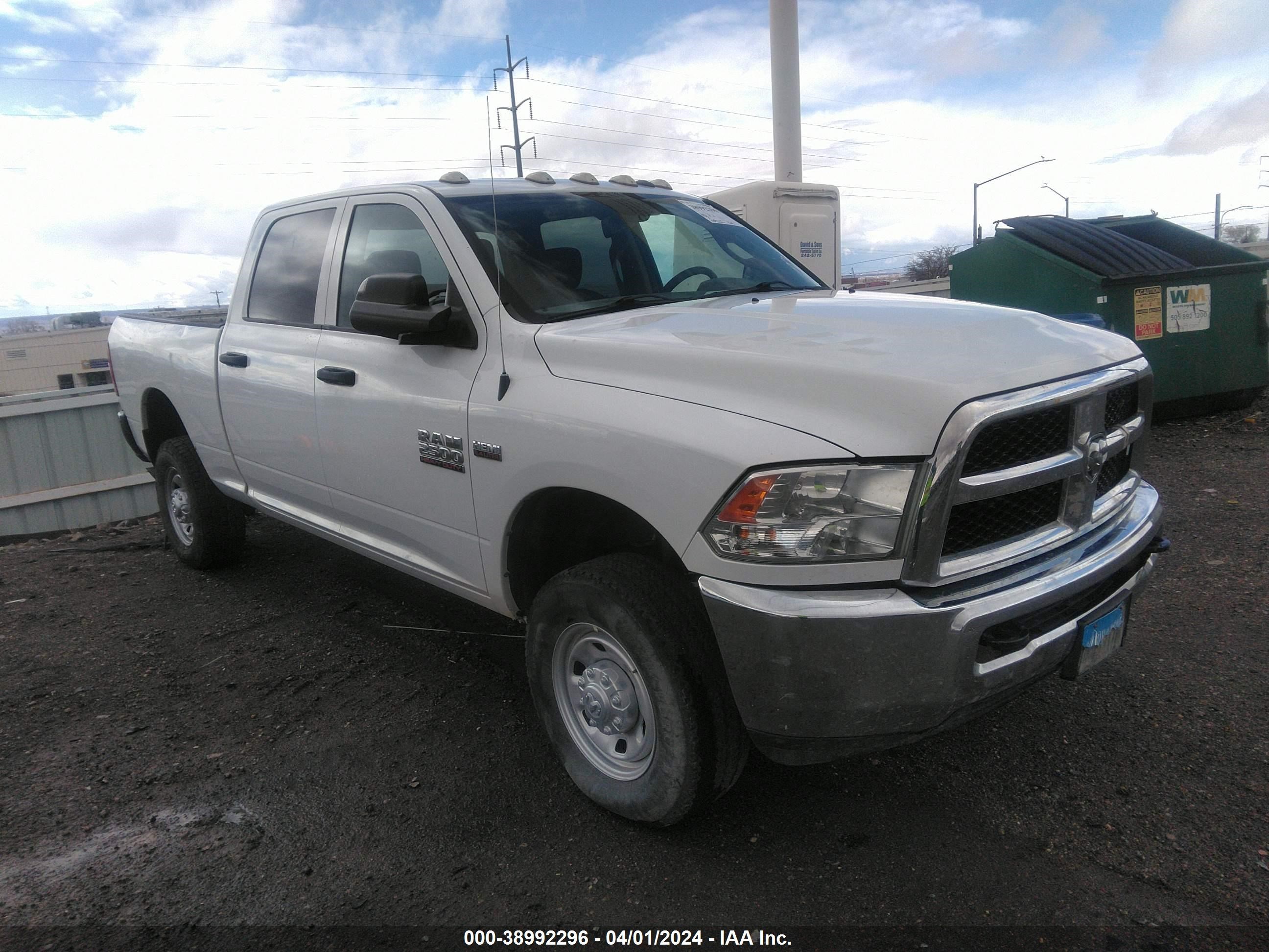 RAM 2500 2018 3c6ur5cjxjg257373