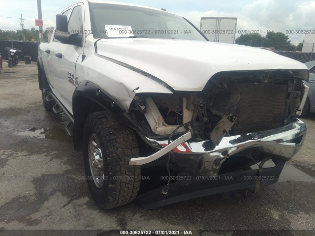 RAM 2500 2014 3c6ur5cl3eg195788