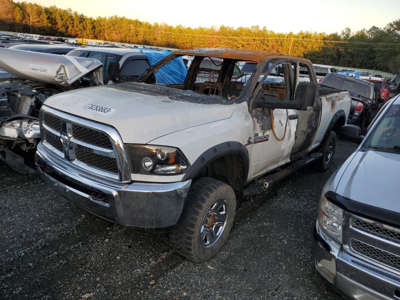 RAM 2500 2014 3c6ur5cl3eg250529