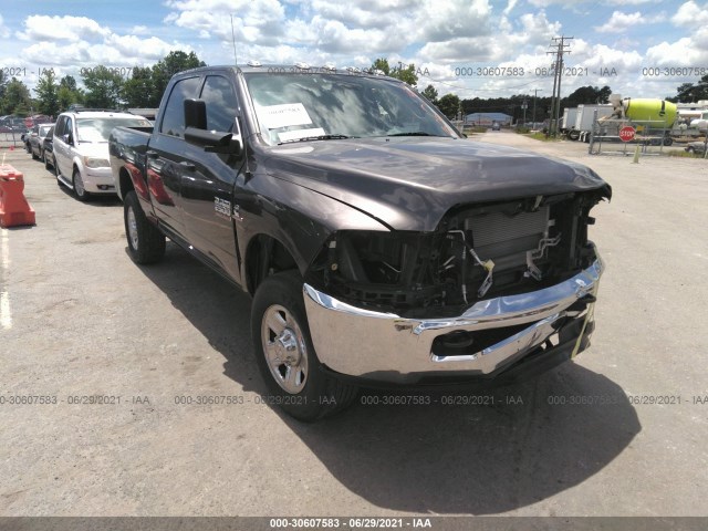 RAM 2500 2018 3c6ur5cl3jg389229