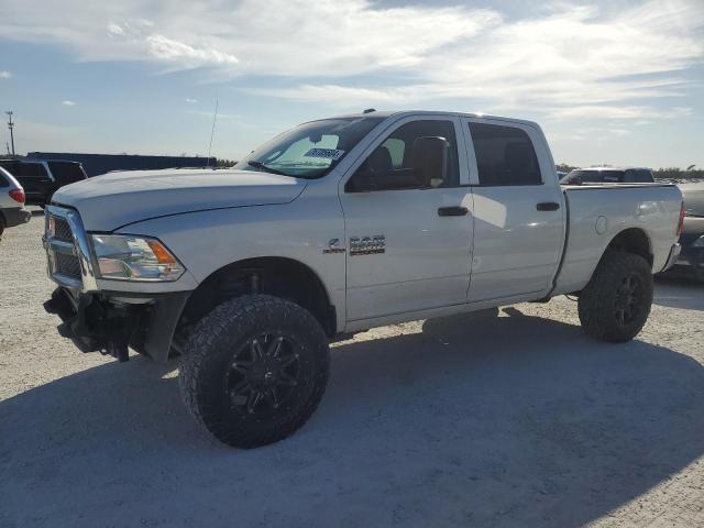 RAM 2500 ST 2015 3c6ur5cl8fg667565