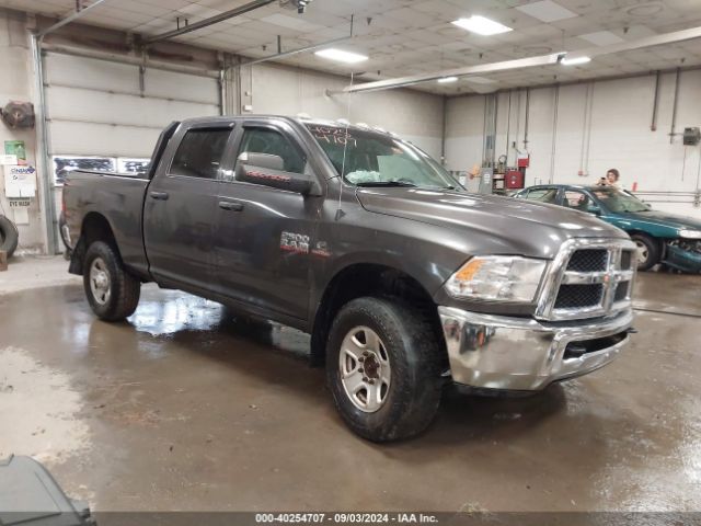 RAM 2500 2016 3c6ur5clxgg237926