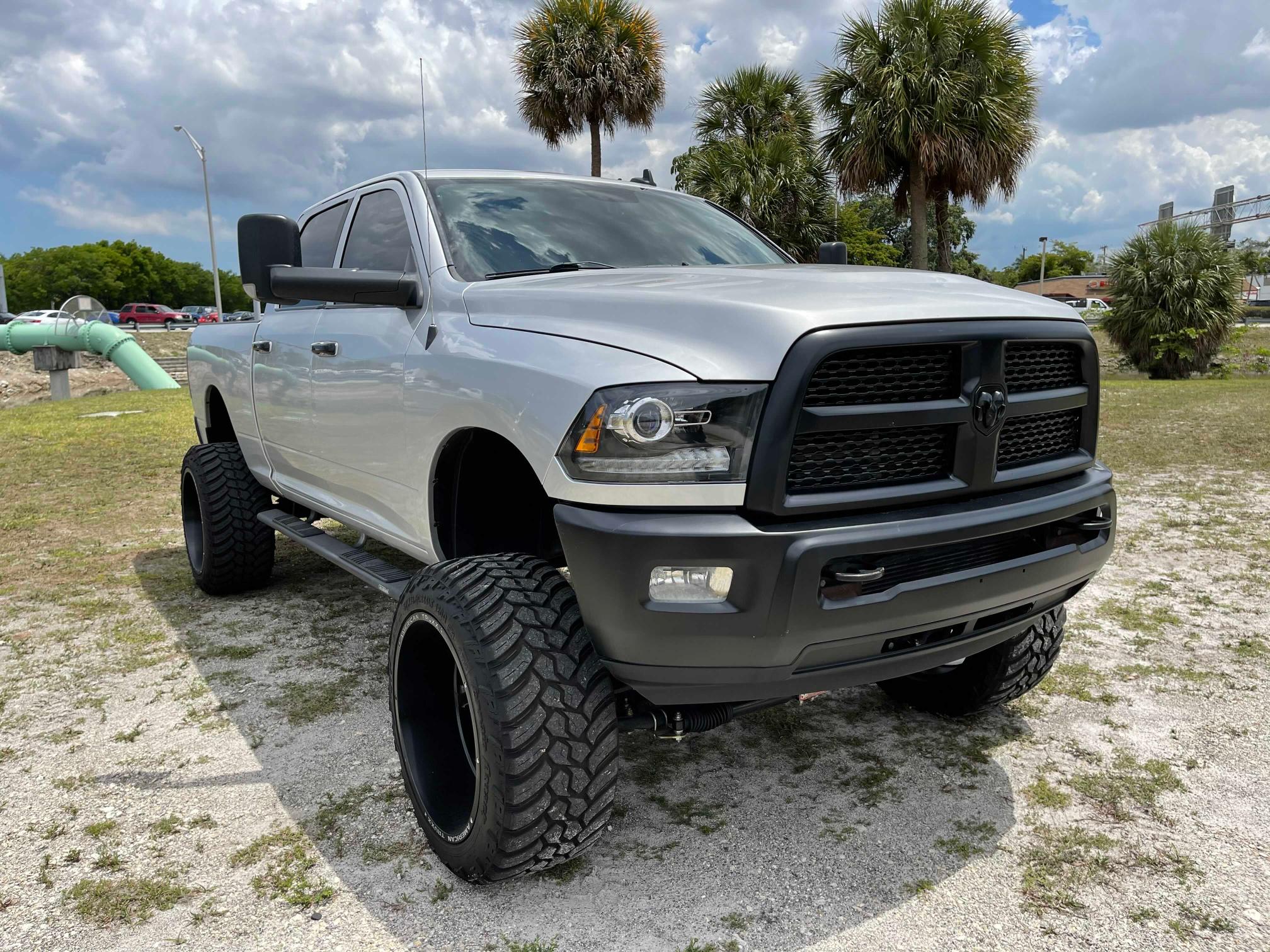 RAM 2500 2016 3c6ur5dl0gg211818