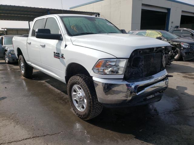 RAM 2500 SLT 2017 3c6ur5dl1hg551464