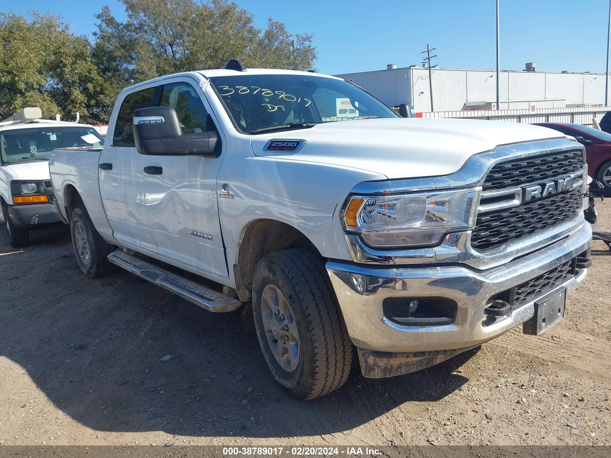 RAM 2500 2024 3c6ur5dl2rg100755