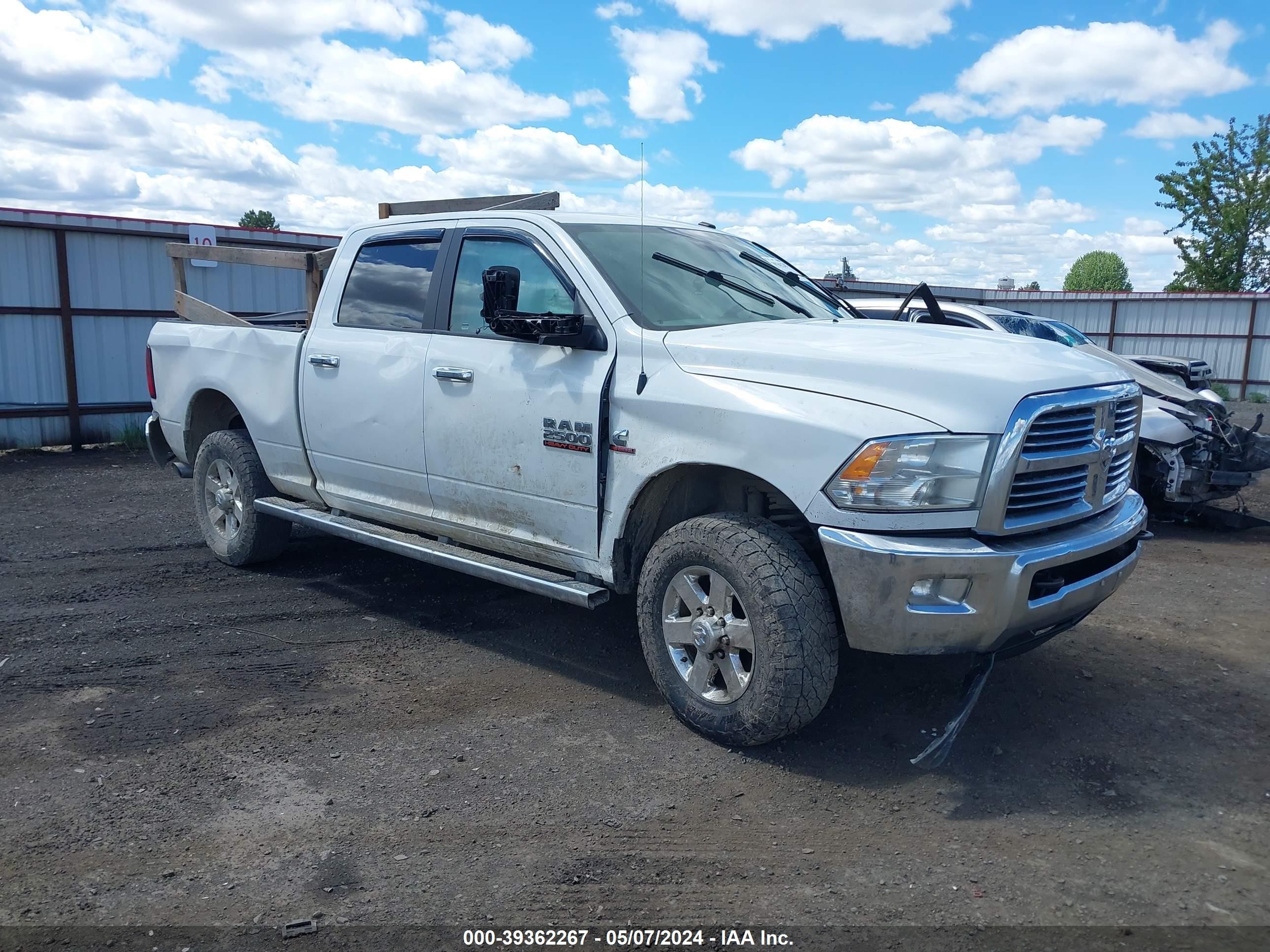 RAM 2500 2014 3c6ur5dl3eg121169